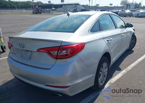 2016 Hyundai Sonata Se z USA, uszkodzony, nr VIN 5NPE24AF8GH311523